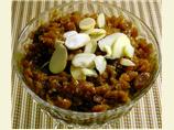 Gajar Halva (Carrot Pudding  -  an Indian Dessert)