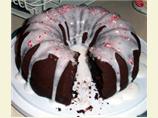 Chocolate Bundt Cake With Peppermint Glaze