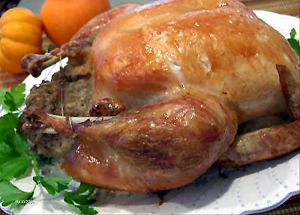 Simple/Easy Stuffed Roast Chicken With Gravy (For Beginners). Photo by Derf