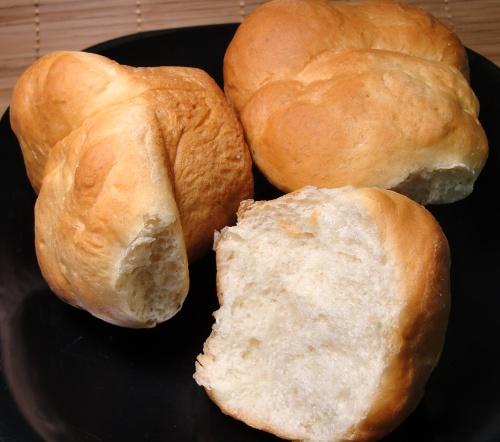 Just Like Lambert's "throwed" Rolls - Copycat. Photo by diner524