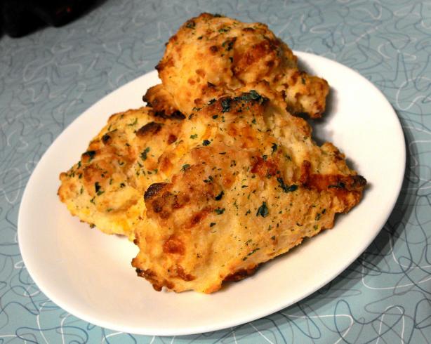 Red Lobster Garlic Cheese Biscuits. Photo by MrsG2000