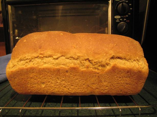 Whole Wheat  and Oatmeal Bread. Photo by Georgiapea