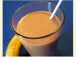 Chocolate Banana Smoothie With a Hint of Peanut