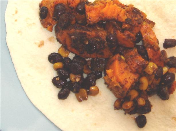 Black Bean and Sweet Potato Burritos (Slow Cooker). Photo by Hadice