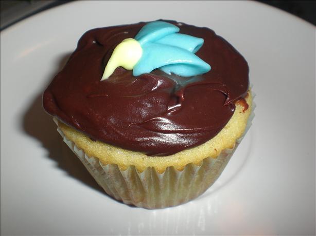 Boston Cream Cupcakes. Photo by Jillster