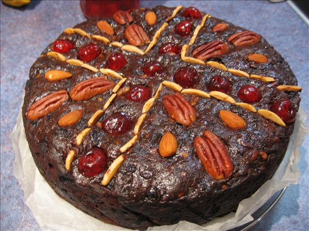 Decadently Rich Port and Chocolate Christmas Cake. Photo by Chickee
