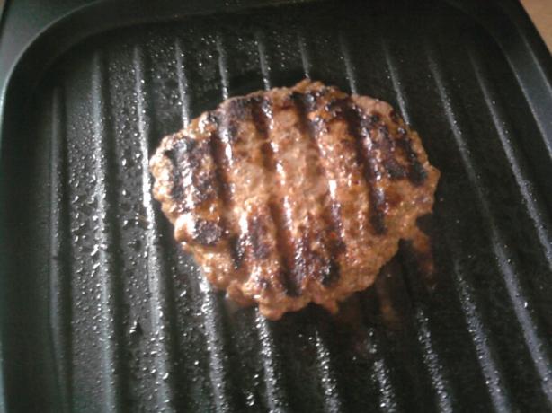 Hamburgers. Photo by sloe cooker