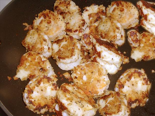 Succulent Garlic Shrimp. Photo by Bergy