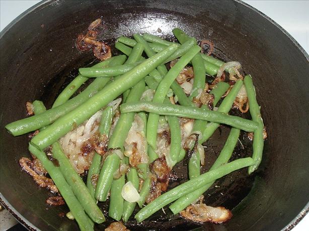 Green Beans and Shallots. Photo by Bergy