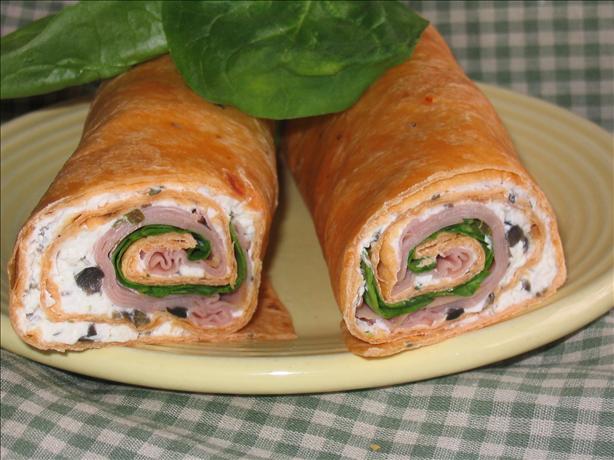 Mediterranean Spinach Turkey Wrap. Photo by Charmie777