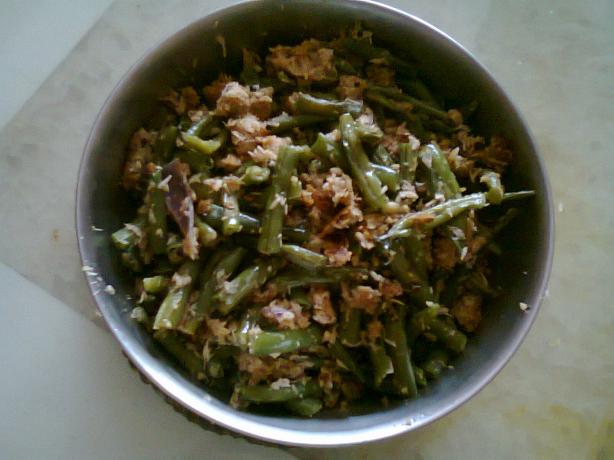 Green Beans Thoran (Green Beans With Coconut). Photo by reetu416