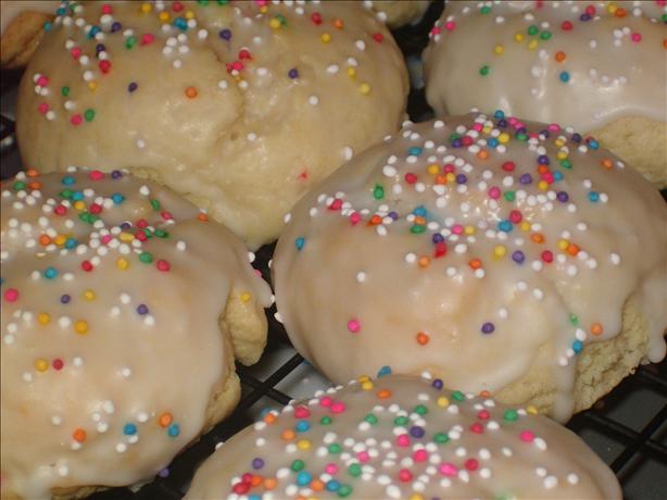 Italian Lemon Cookies With Sprinkles. Photo by dojemi