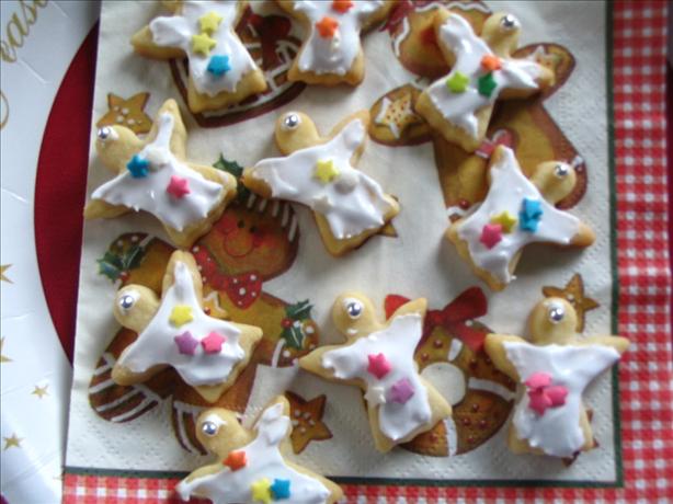 Royal Icing for Cookies. Photo by Evie*
