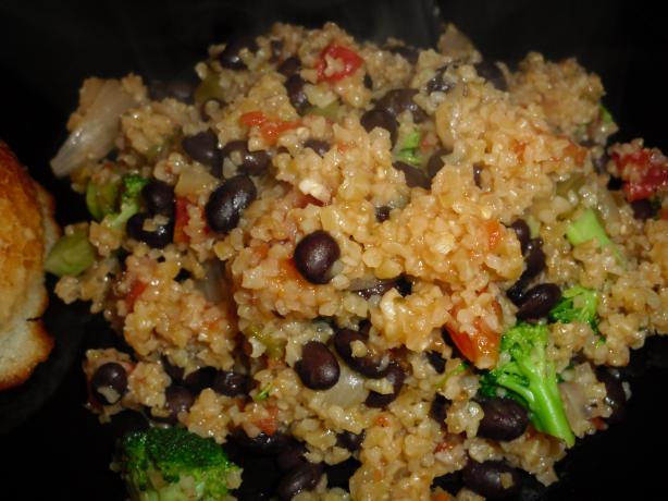 Bulgur Pilaf With Broccoli and Peppers. Photo by tamalita62