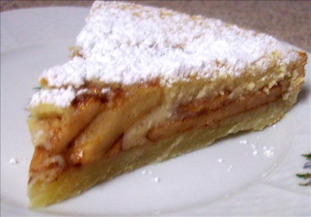 Tarte Aux Pommes (French Apple - Custard Tart). Photo by Marlitt