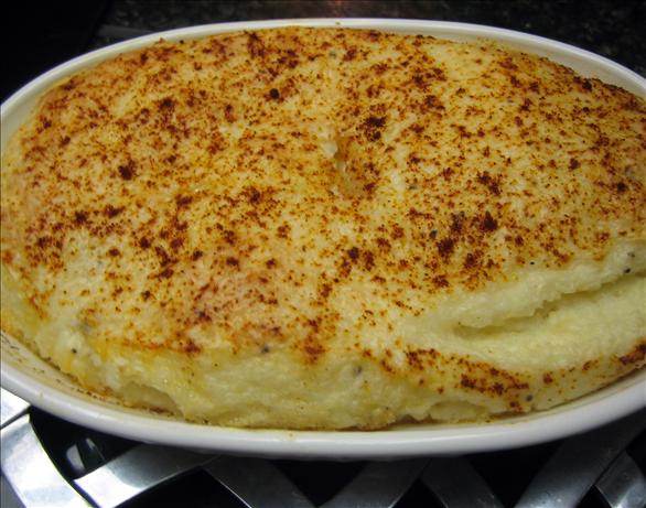 Garlic Cheese Grits. Photo by Junebug