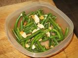 Haricot Vert - French Green Beans With Garlic and Sliced Almonds