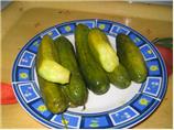 Garlic & Dill Pickled Cucumbers (Gherkins). Photo by Egyptian John