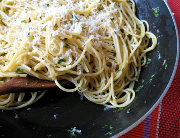 Garlic Spaghetti Sauce. Photo by -Sylvie-