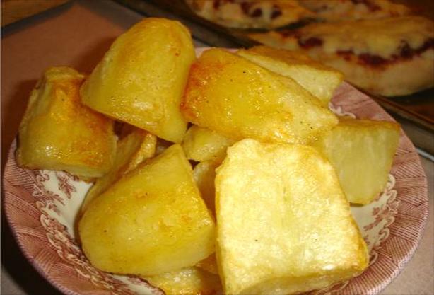 Perfect Traditionally English Roast Potatoes. Photo by truebrit