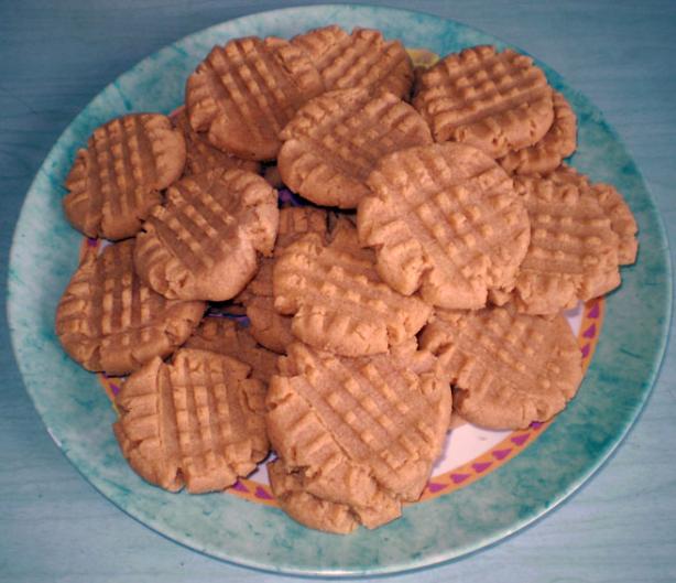 Peanut Butter Cookies. Photo by KeithInWPG
