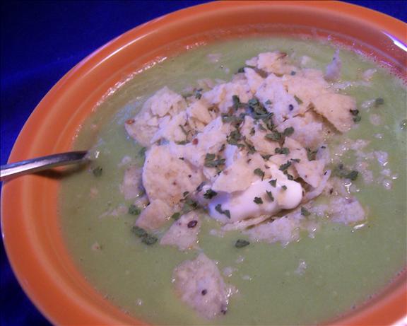 Avocado Soup (Sopa De Aguacate). Photo by *Parsley*