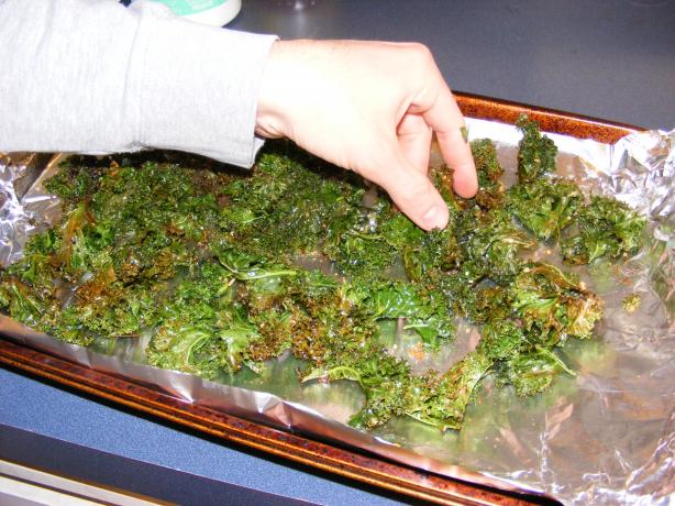 Kale Chips. Photo by cooking_neko83