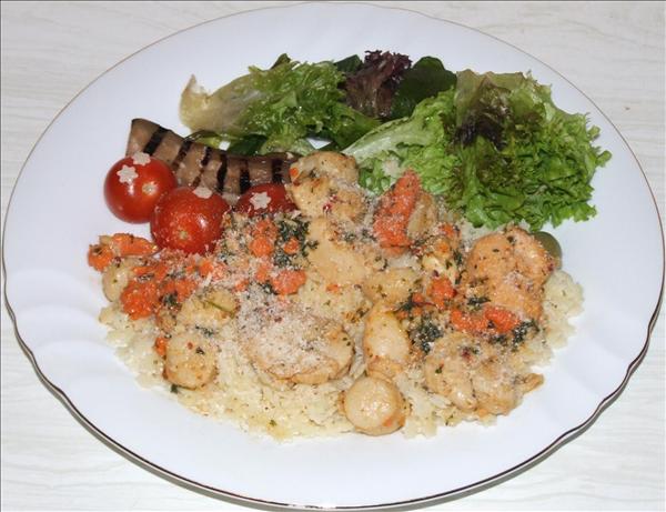 Spicy Scallop Pasta. Photo by Peter J
