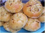Caramelized Onion Rolls  With  Herb Butter. Photo by LAURIE