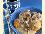 Peppered Sausage Gravy and Biscuits