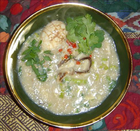 Rice Congee With Chicken. Photo by Pets'R'us