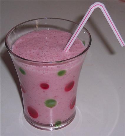Strawberry Banana Smoothie. Photo by looneytunesfan