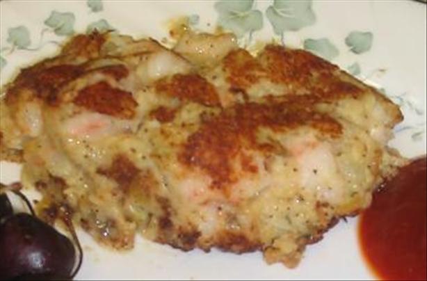 Criehaven Crab Cakes. Photo by Kat's Mom