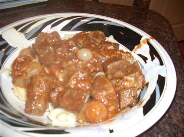 Crock Pot Beef Stifado. Photo by chia