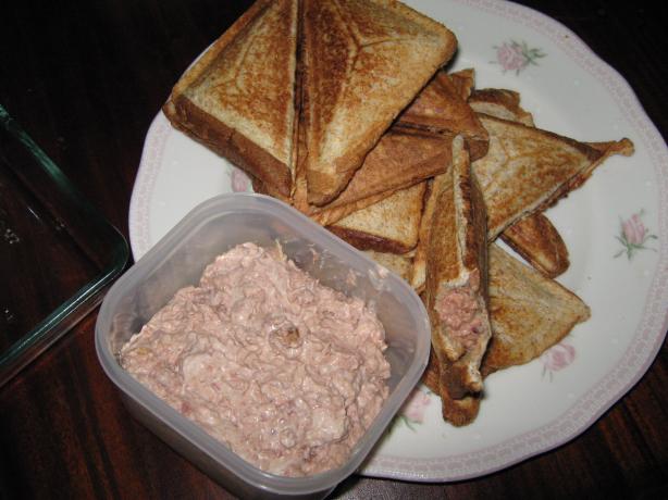 White Castle Appetizers. Photo by Hani Selamat