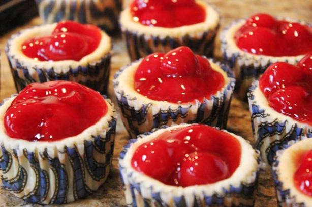 Cream Cheese Tarts (Paula Deen). Photo by Joyd