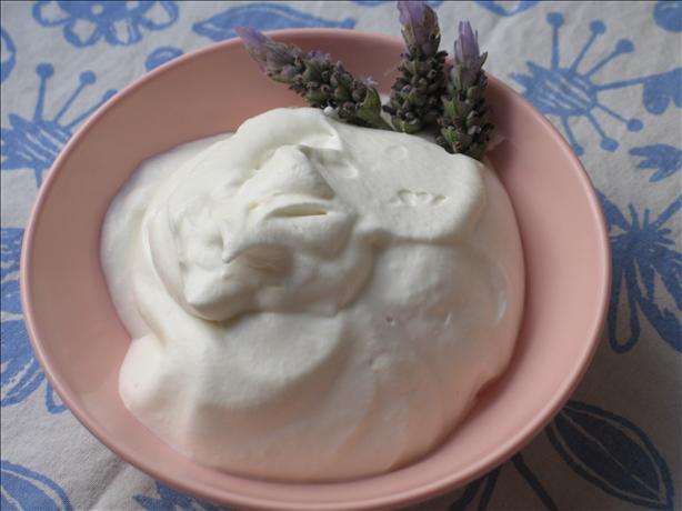 Lavender Vanilla Cr&egrave;me Chantilly. Photo by justcallmejulie