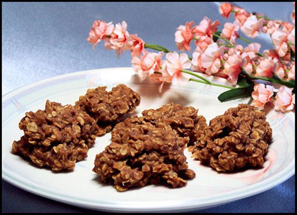 Chocolate Milk Mix No Bake Cookies. Photo by kzbhansen