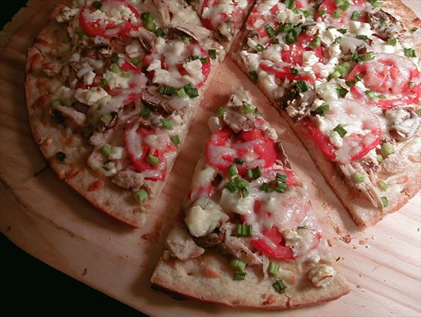 Cooking Light Garlic Chicken Pizza. Photo by ms_bold