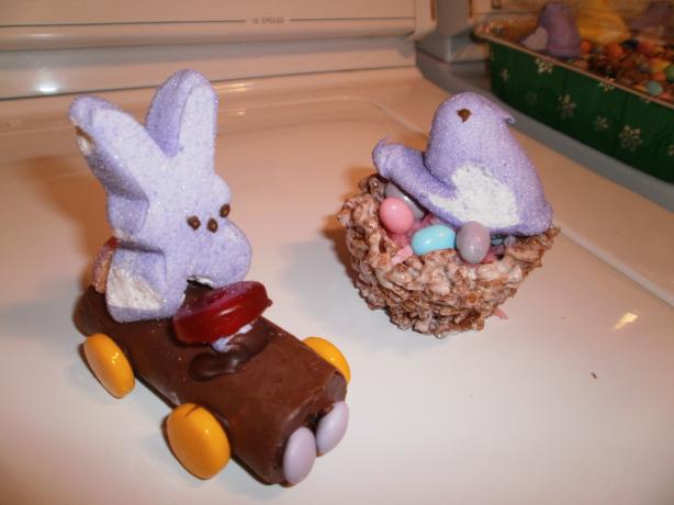 Chick & Egg Krispies Nest Easter Treats. Photo by CIndytc