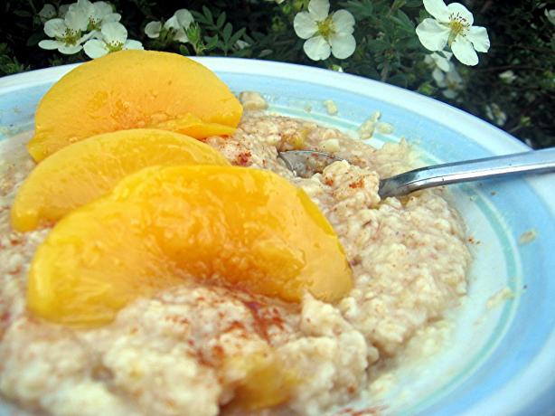 Peach Oatmeal. Photo by Dreamer in Ontario