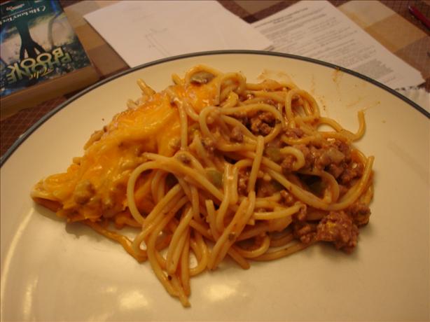 Quick and Easy Thrown Together Baked Spaghetti Casserole. Photo by Bec