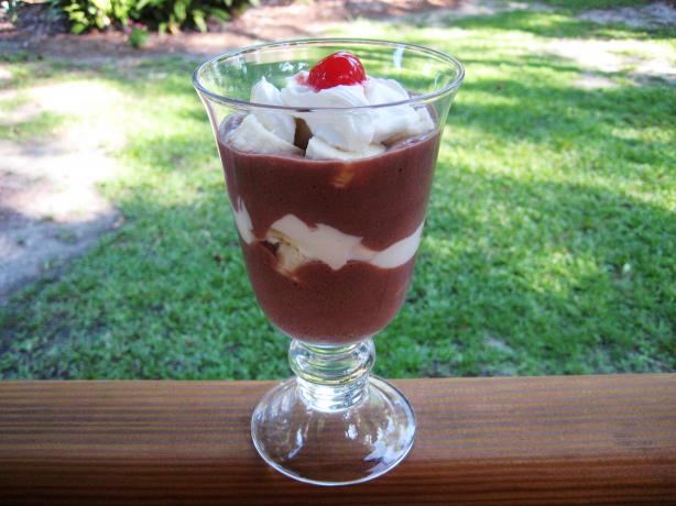 Low Fat Chocolate Banana Parfaits. Photo by gailanng
