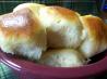 Heavenly Light Dinner Rolls (abm)