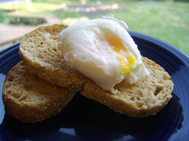 Microwave Poached Eggs. Photo by LifeIsGood