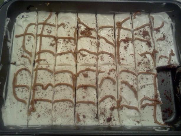 Low Carb Peanut Butter Cup Cheesecake Squares. Photo by missbettycrocker