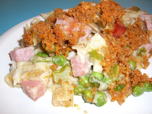 Amish Baked Noodles With Ham. Photo by Chef*Lee