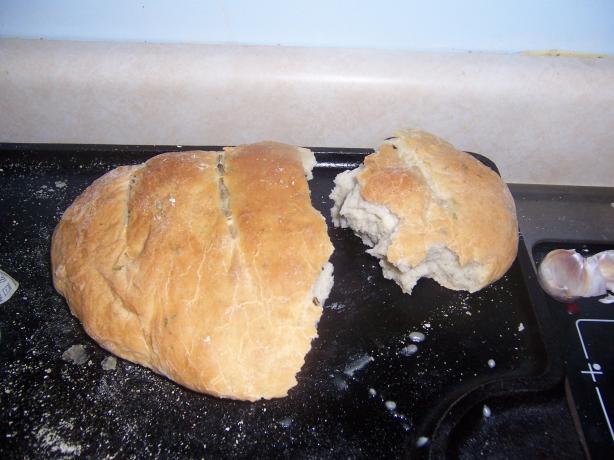 Rustic Garlic and Herb Bread Abm. Photo by Riaketty