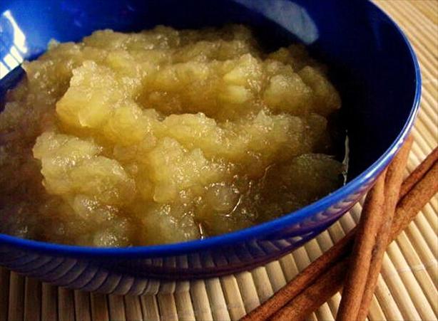 Simple Homemade Applesauce. Photo by Marg (CaymanDesigns)