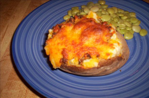 Cheeseburger Baked Potatoes. Photo by Chef shapeweaver &copy;